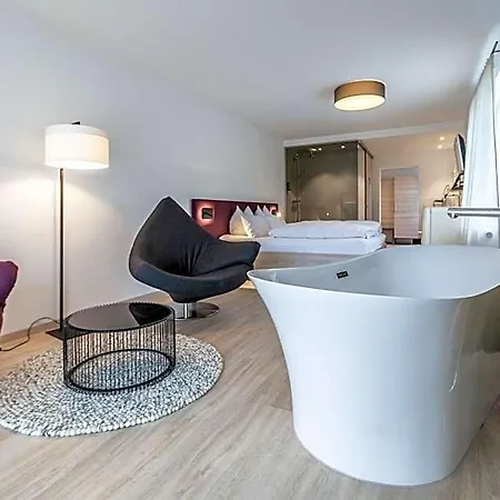 Bollenhuthotel Kirnbacher Hof 3* Wolfach
